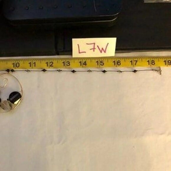 Wire Circle Pendant Beaded Necklace Handmade - Picture 8 of 9